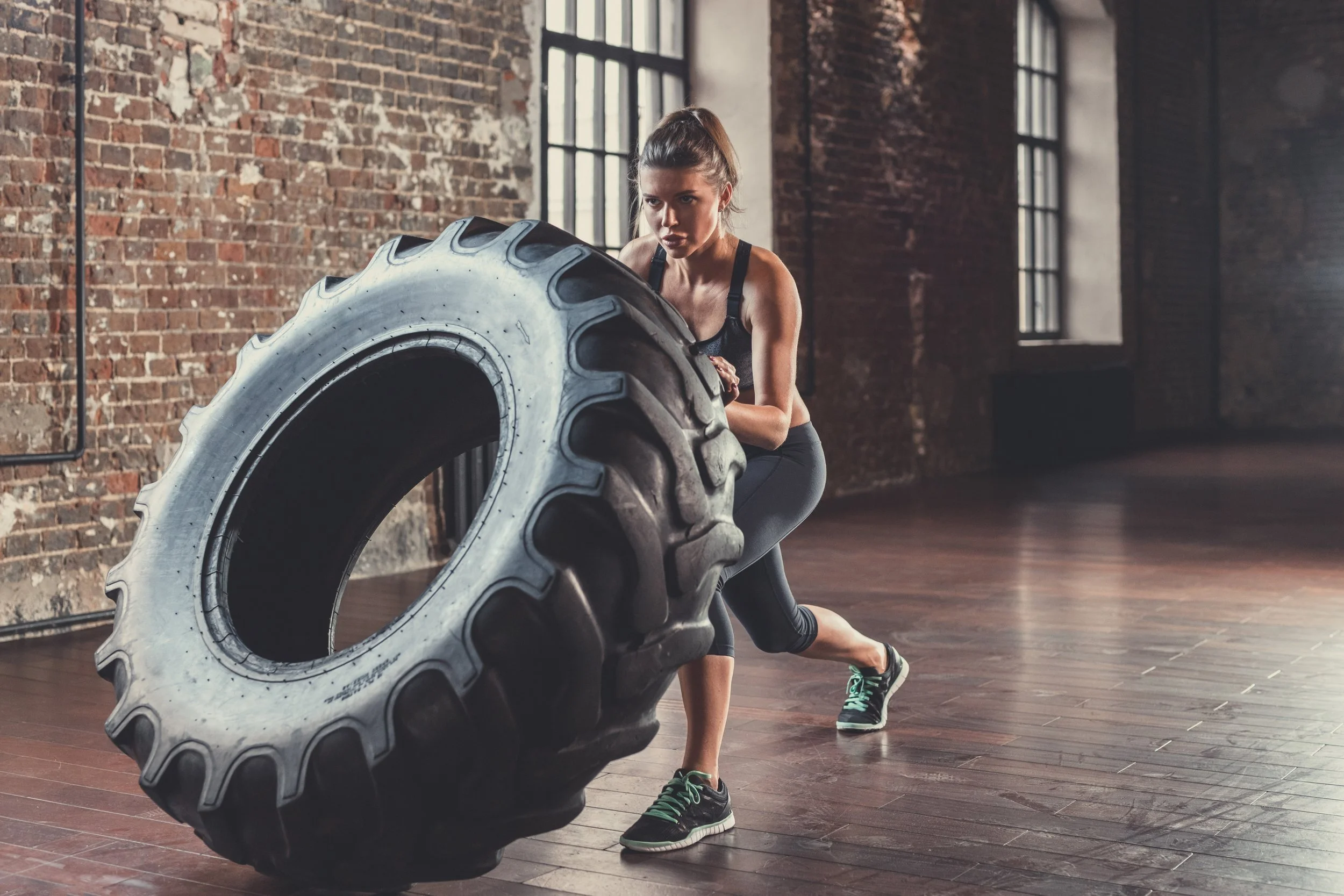 postpartum core recovery strength training dra diastais recti pelvic floor physical therapy
